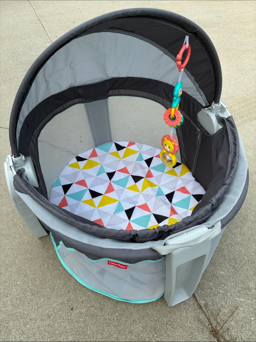 Fisher-Price On-The-Go Portable Bassinet